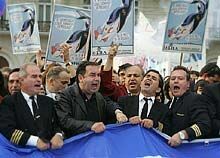 Греция парализована: бастуют все (ФОТО)