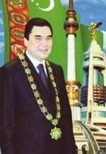 Медведев поздравил президента Туркмении с днём рождения