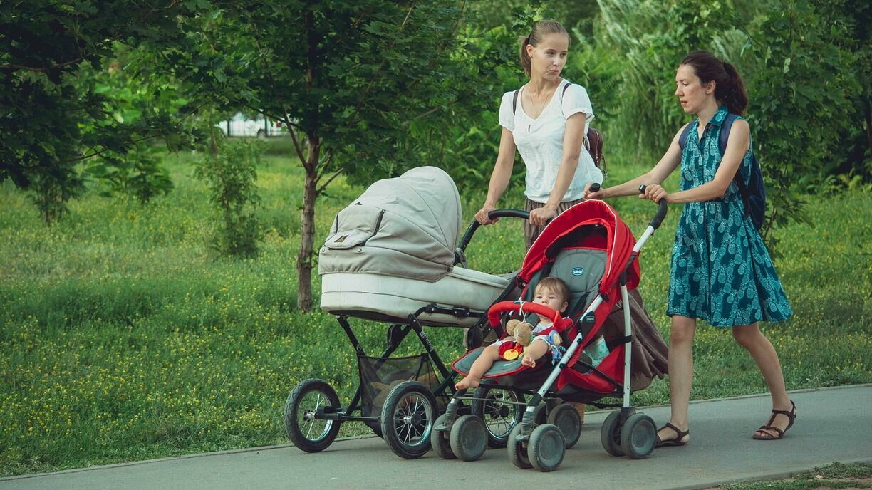 Власти Славянска пообещали лишить прав опекунов, отказавшихся от эвакуации детей