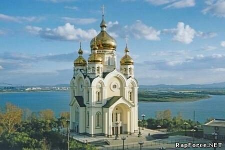 Спасо-Преображенский кафедральный собор
 в Хабаровске. Построен в 2004 году (95 м).


