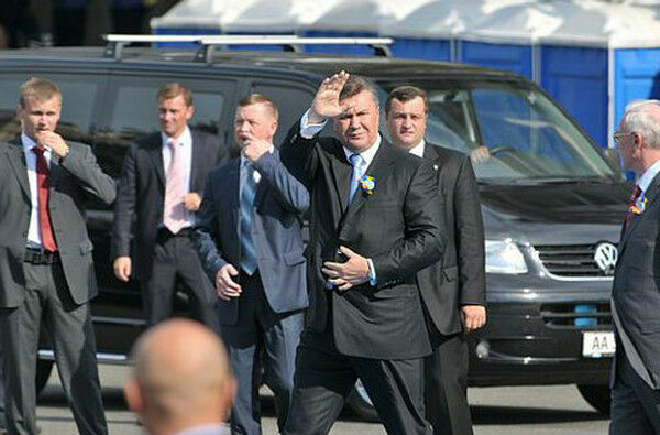 Россия предоставила экс-президенту Украины Януковичу госохрану