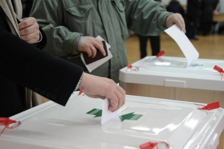 Выборы в России могут перенести на будний день