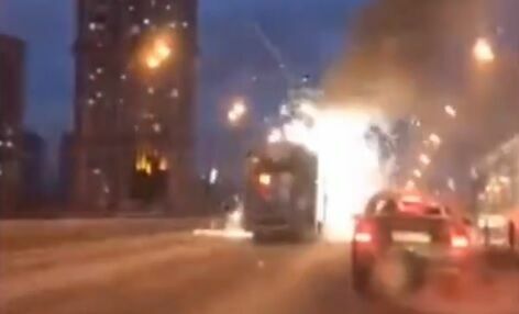 На северо-западе столицы загорелся трамвай с пассажирами