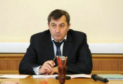 Вице-премьер Дагестана задержан и подозревается в мошенничестве