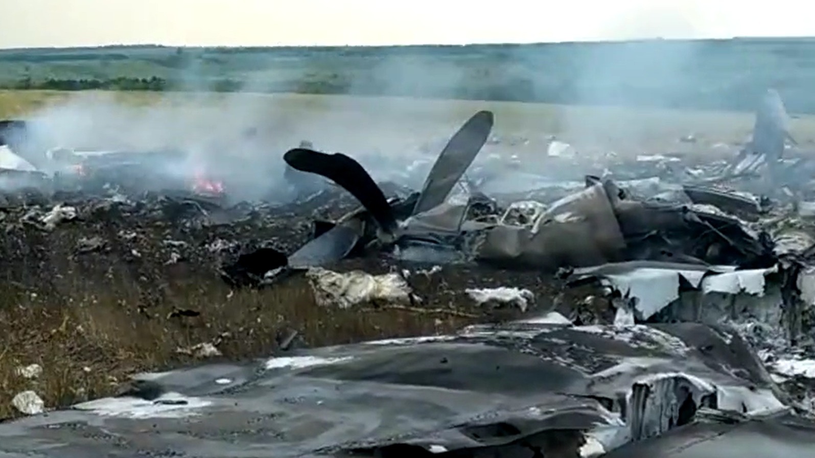 Вдова командира сбитого Вагнером Ил-22: «Он прожил недолгую, но счастливую жизнь!»