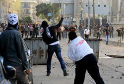 Египет охвачен беспорядками: в Суэц введены войска