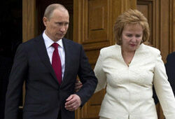 Владимир Путин развелся со своей женой Людмилой