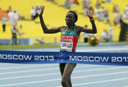 «Золото» марафона в Москве взяла кенийка Эдна Киллагат