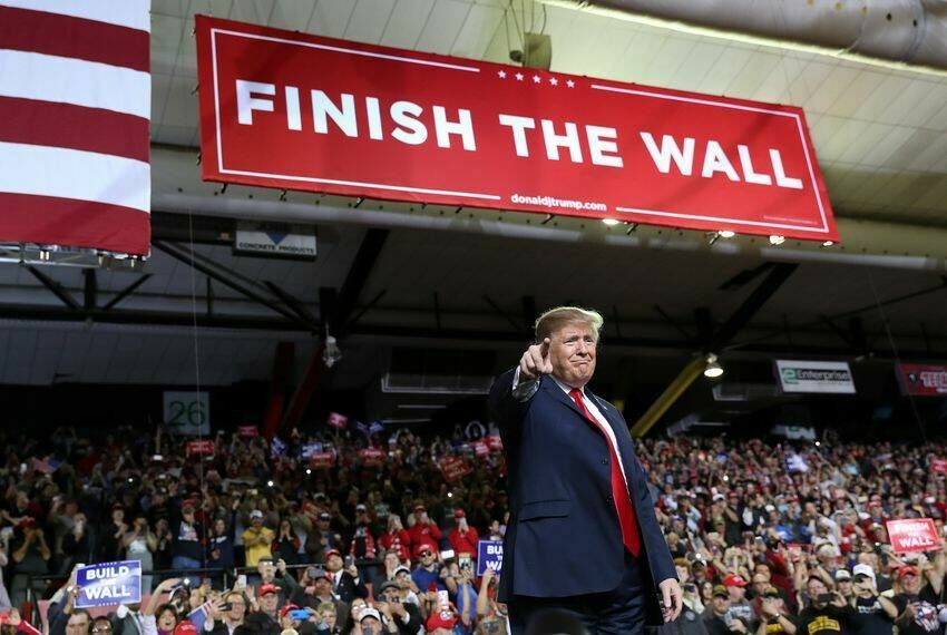 Трамп снова призвал Конгресс дать денег, чтобы построить стену