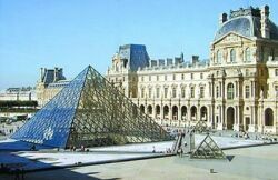 Лувр вновь стал самым посещаемым музеем планеты