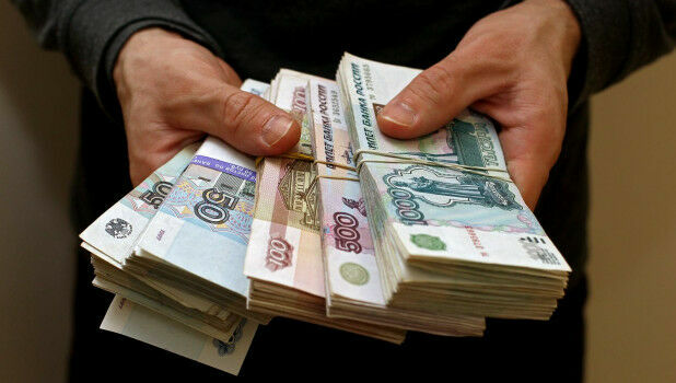 Комитет Госдумы рекомендовал отдать деньги коррупционеров народу