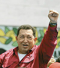 Уго Чавес «режет курицу»