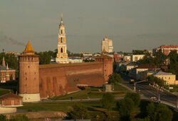 Коломенский кремль переживает наплыв потока туристов