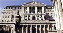 Банк Англии вынуждено понизил учетную ставку