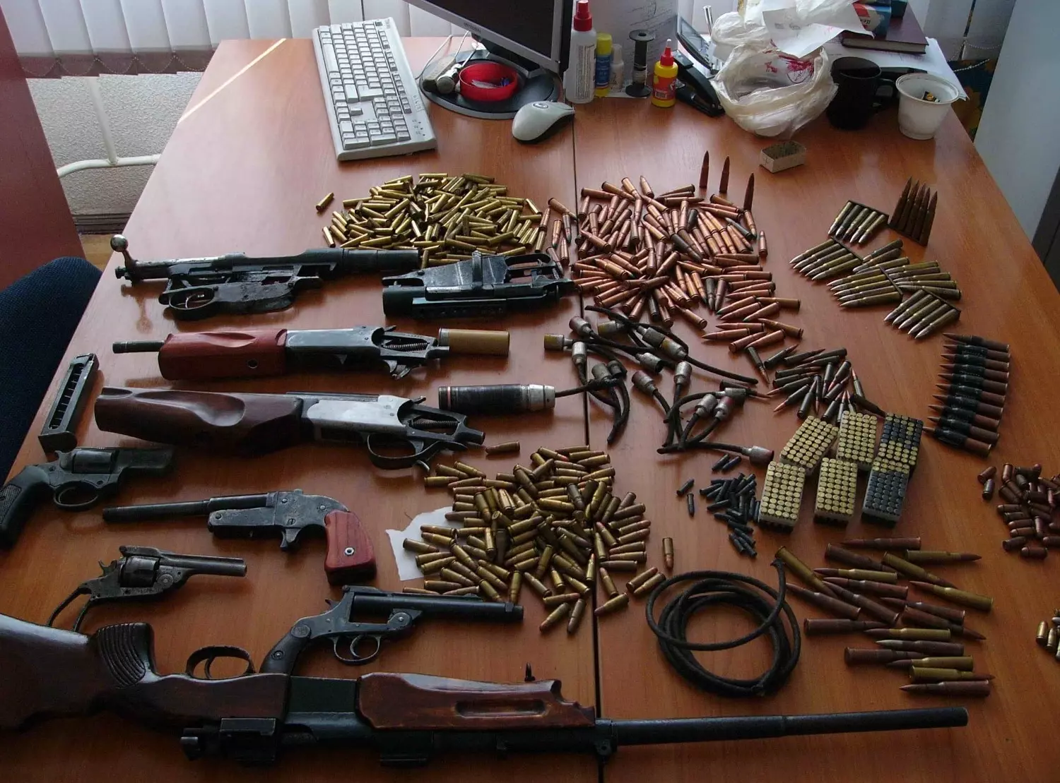 Подлежащее уничтожению конфискованное МВД и Росгвардией оружие тоже предлагают передавать бойцам СВО