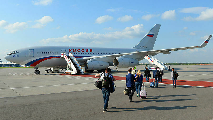 В помощь пассажирам "Вим-Авиа" направили самолеты отряда "Россия"