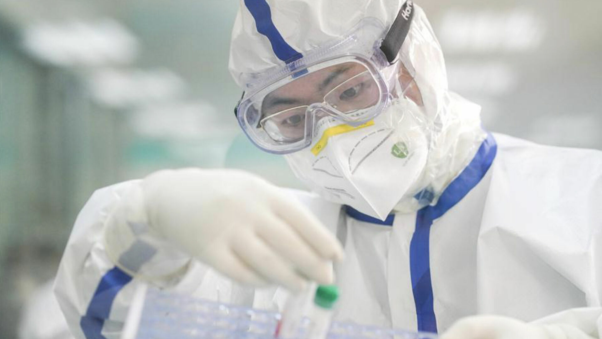 Ученый предупредил о второй волне эпидемии коронавируса