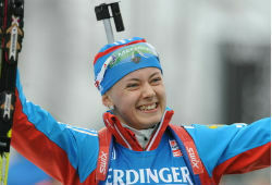 Российские биатлонистки завоевали серебряную медаль в эстафете