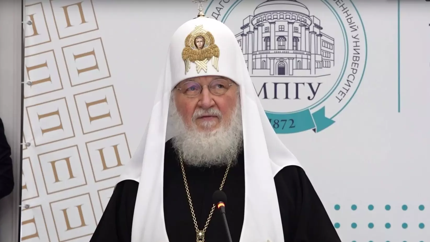 «Не дай Бог, потеряем страну»: Патриарх Кирилл озаботился проблемой мигрантов