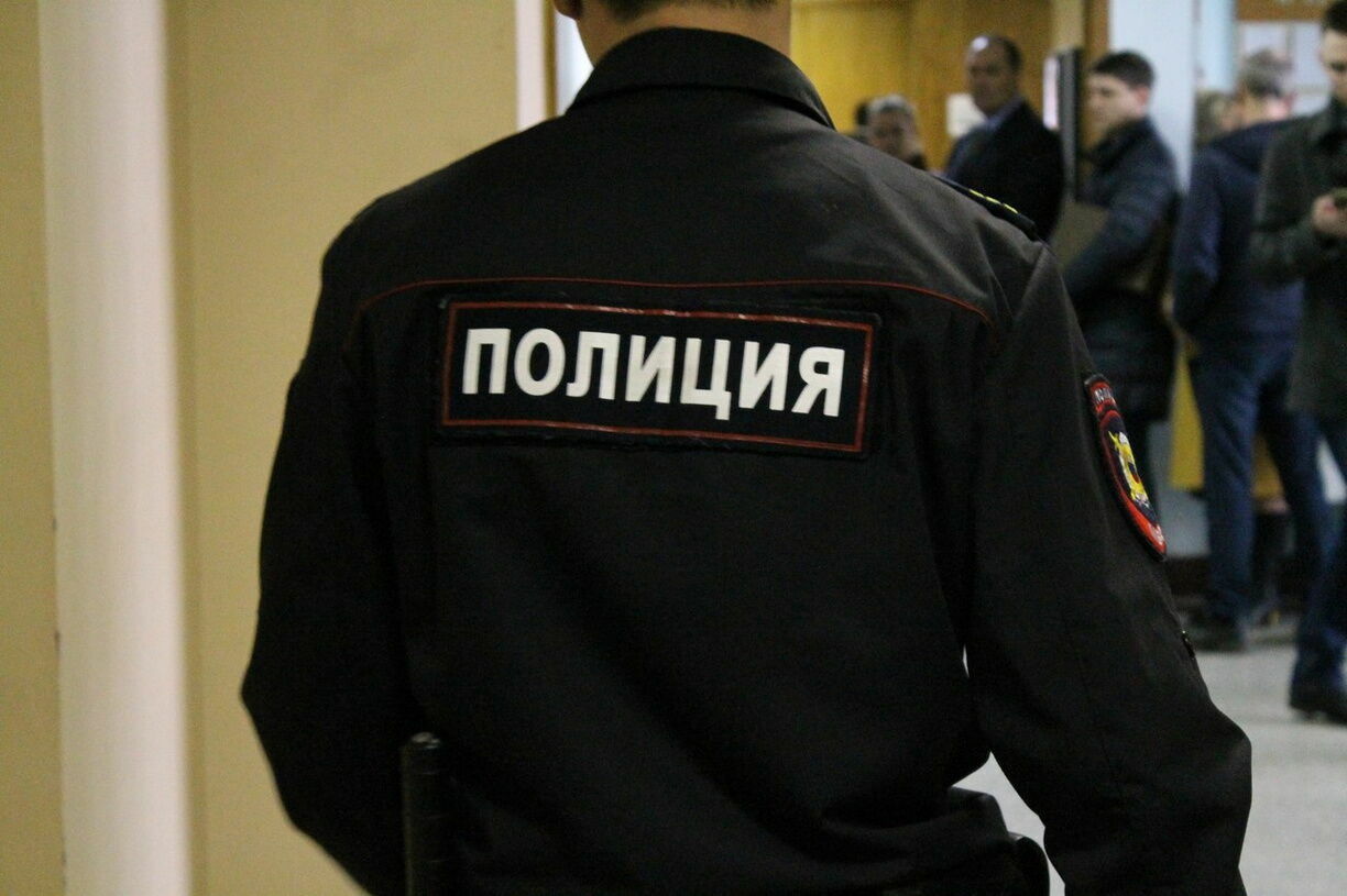 В Иваново осудили полицейских, пытавших задержанного электрошокером и удушением
