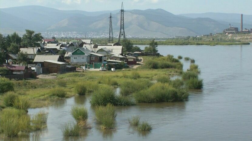 Река Селенга в Улан-Удэ вышла из берегов
