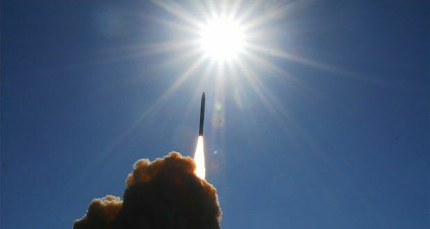 Американцы впервые перехватили межконтинентальную  баллистическую ракету