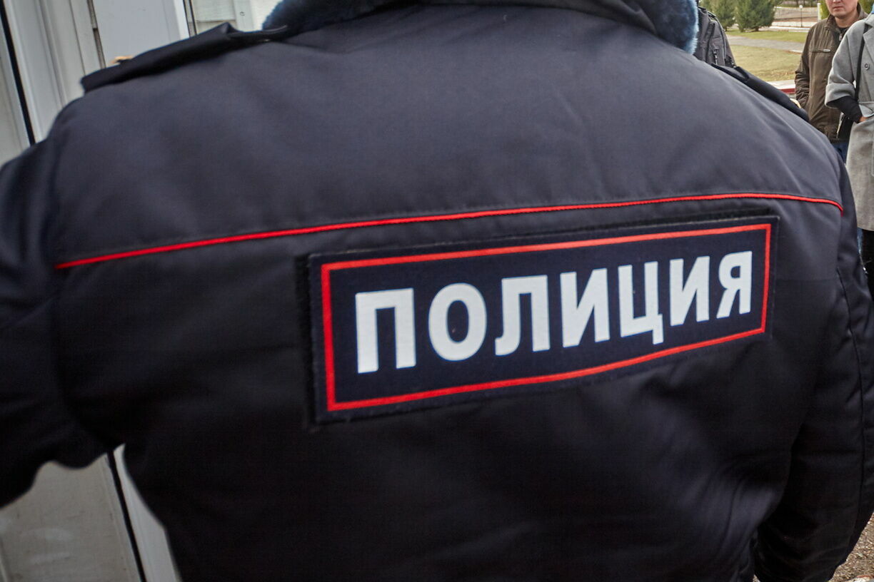 В МВД заявили, что питерские полицейские не ели фастфуд, переданный задержанным