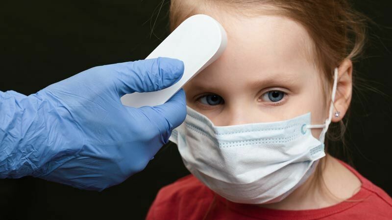 Дети болеют по-своему: первые признаки СOVID-19 у них – это слабость и диарея