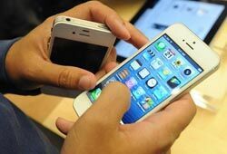 Названа дата начала продаж смартфонов Apple iPhone5 в России