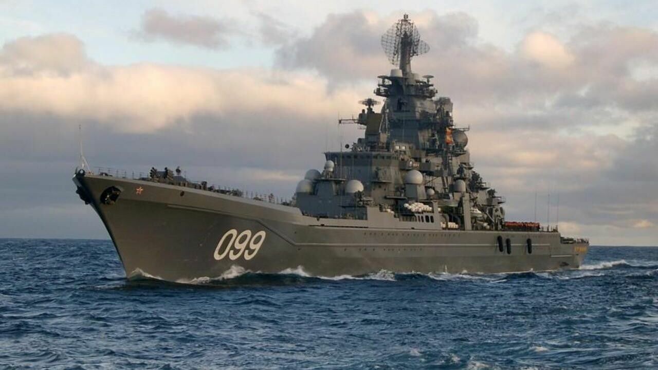 Ракетный крейсер «Петр Великий» могут вывести из состава ВМФ и сдать в металлолом