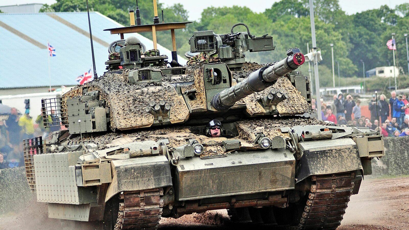 Der Spiegel: британские власти решают вопрос о передаче Киеву боевых танков