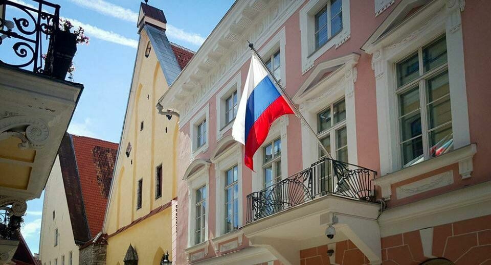 Российского посла Липаева вызвали в МИД Эстонии из-за слов Путина о возвращении Нарвы