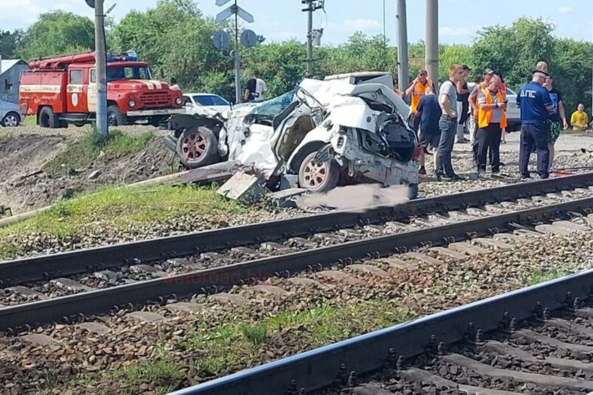 20 июля 2019 года. Происшествия на железной дороге. Столкновение поезда с авто.