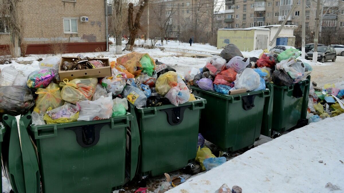 Волгоград: чтобы выбросить мусор - надо брать отгул
