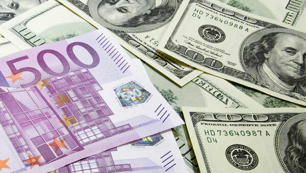 Эксперт рассказал, когда рубль «отыграет» потерянные позиции у доллара и евро
