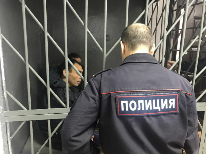 Полицейским на Чукотке дали условные сроки за пытки