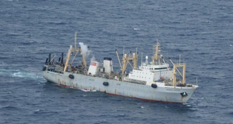 Моряки, пострадавшие при крушении траулера «Дальний Восток», рассказали о катастрофе