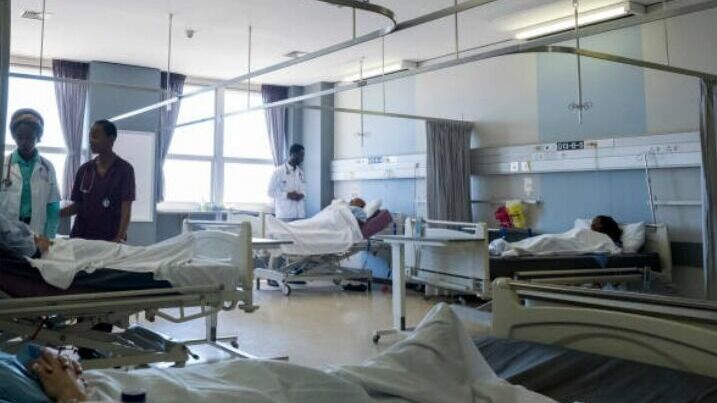 В Судане почти 40 больниц закрылись из-за боестолкновений