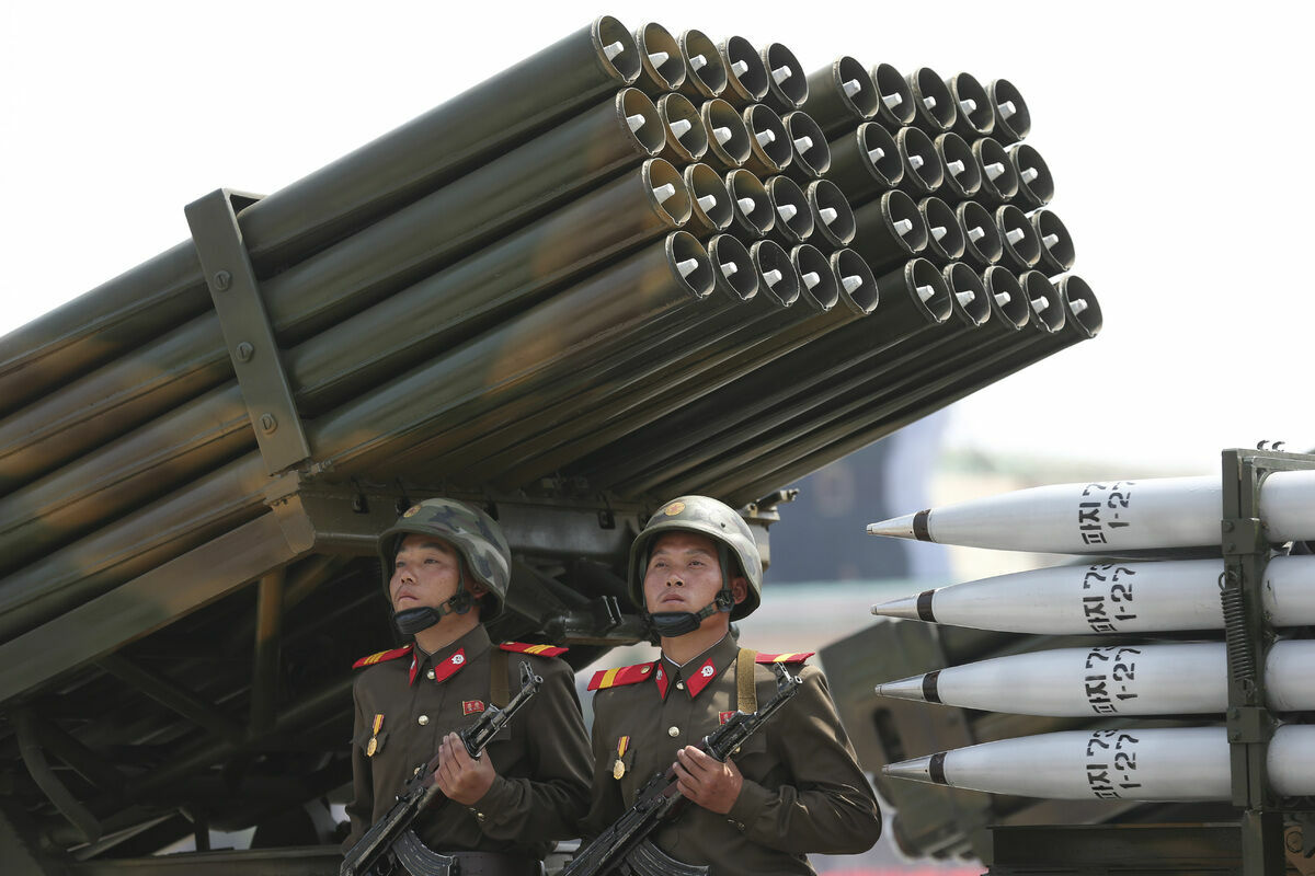 США заподозрили Северную Корею в тайных поставках оружия России