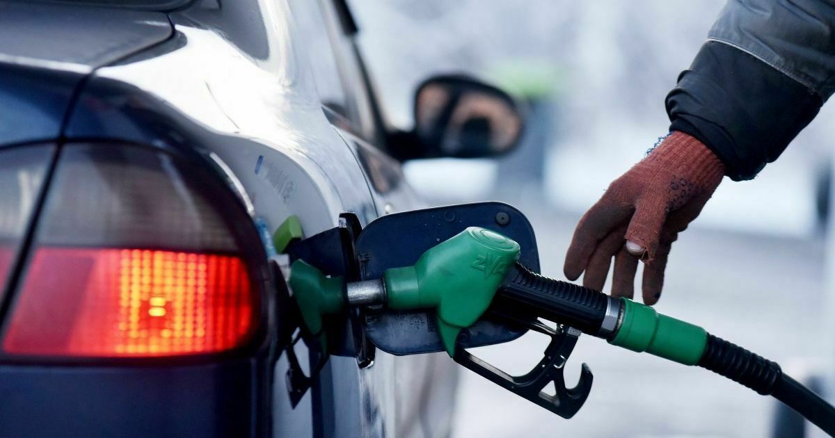 Личная инфляция россиян из-за цен на бензин оказалась выше официальной