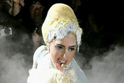 Леди Гага получила волчанку по наследству