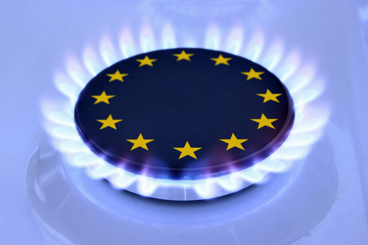 Reuters: Евросоюз планирует постепенно отказаться от российских нефти и газа
