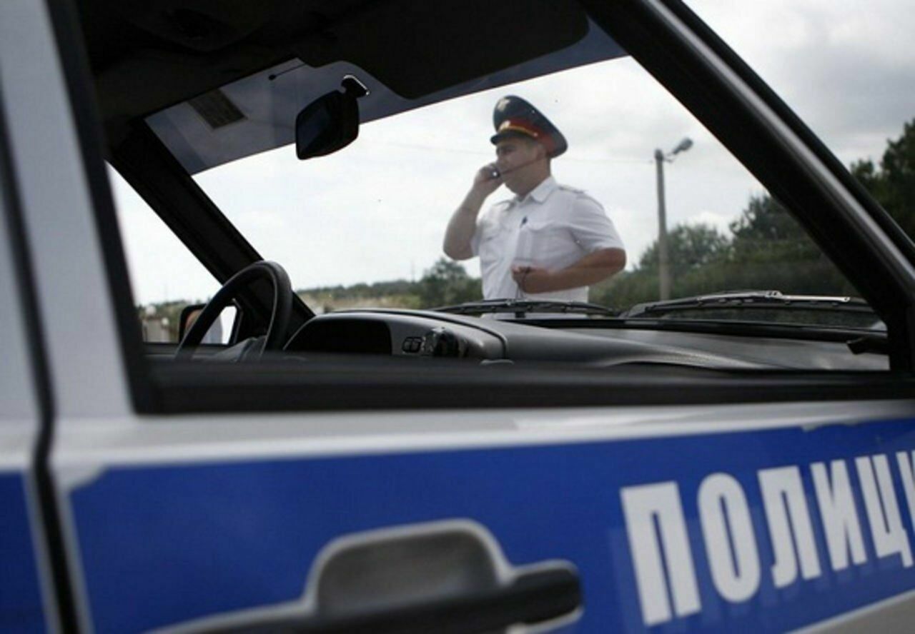 Полицейский совершил самоубийство около парка главного здания МГУ