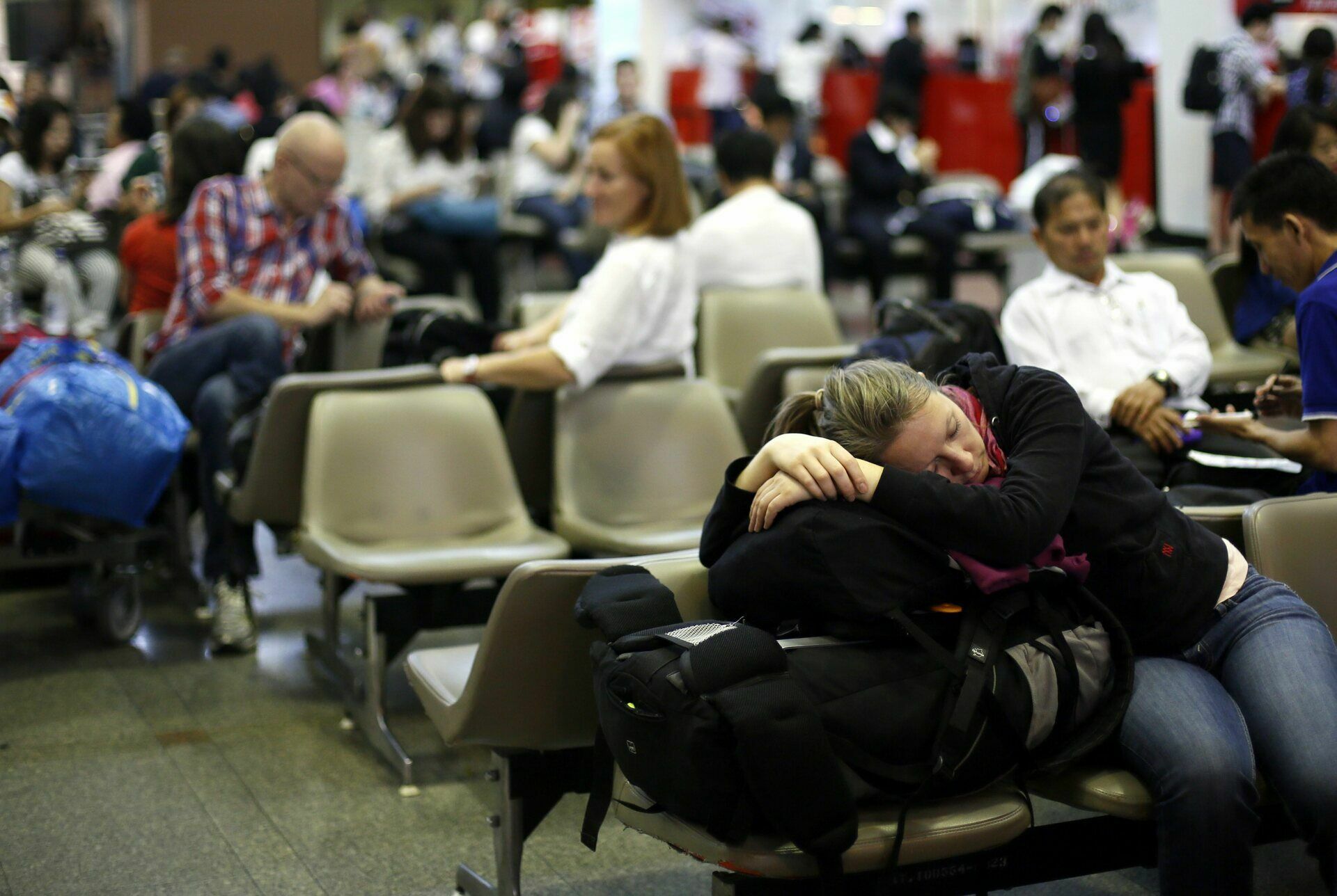 Росавиация не дала добро: россияне все еще ждут вылета на родину