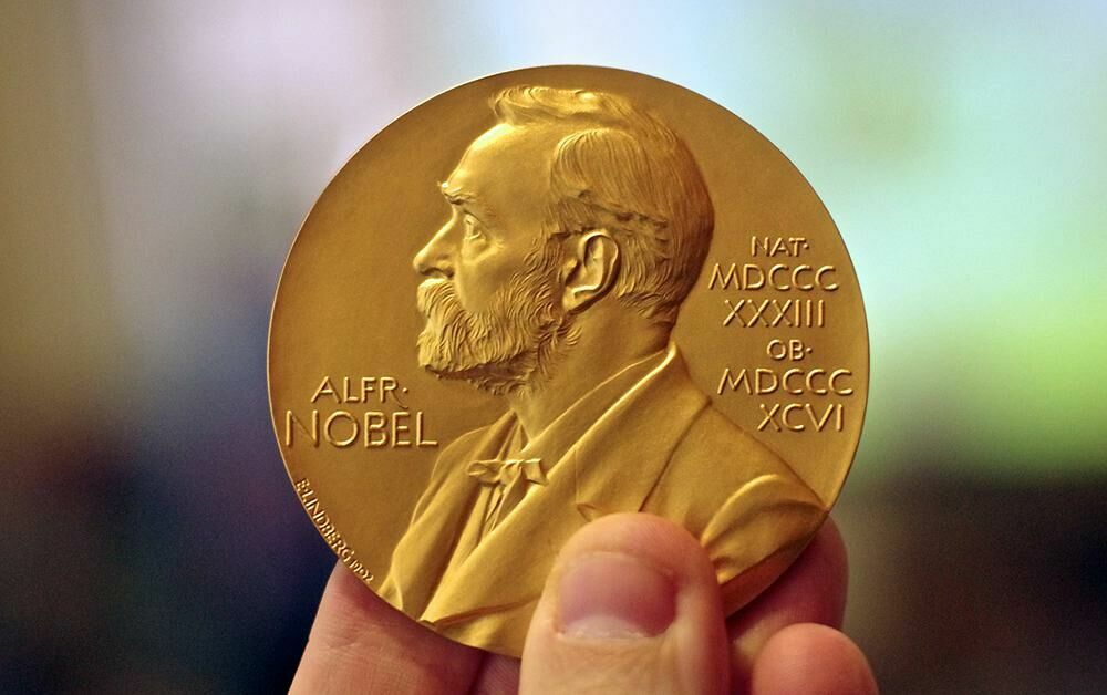 Нобелевские премии в нынешнем году вручат дистанционно