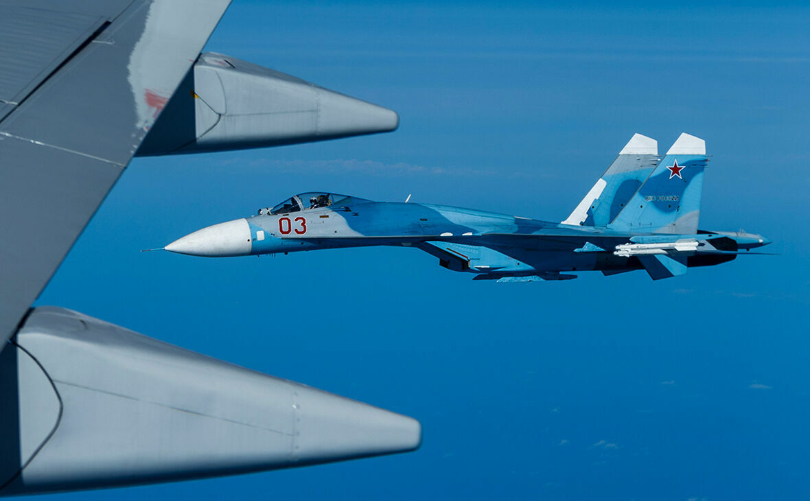 Су-27 выпроводили самолеты НАТО от границы РФ в Крыму