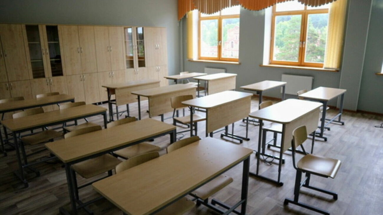 В Тюменской области отменили занятия в школах из-за погодных условий