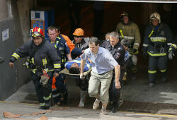 Число жертв аварии в метро увеличилось до 10 человек, пострадавших более 100