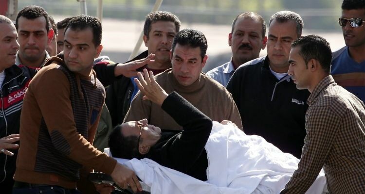 Мубарак пережил проблемы со здоровьем, его состояние удовлетворительное, сообщают в госпитале Каира