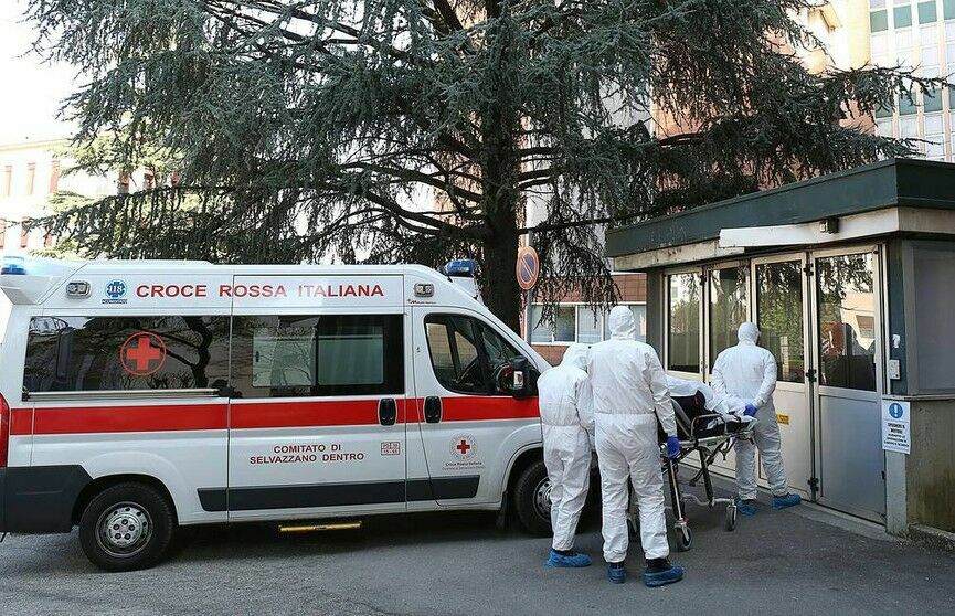 В Италии умер третий заразившийся коронавирусом